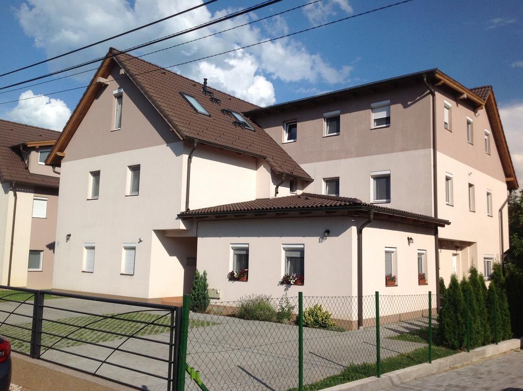 Bella Apartman Balatonfured Room photo
